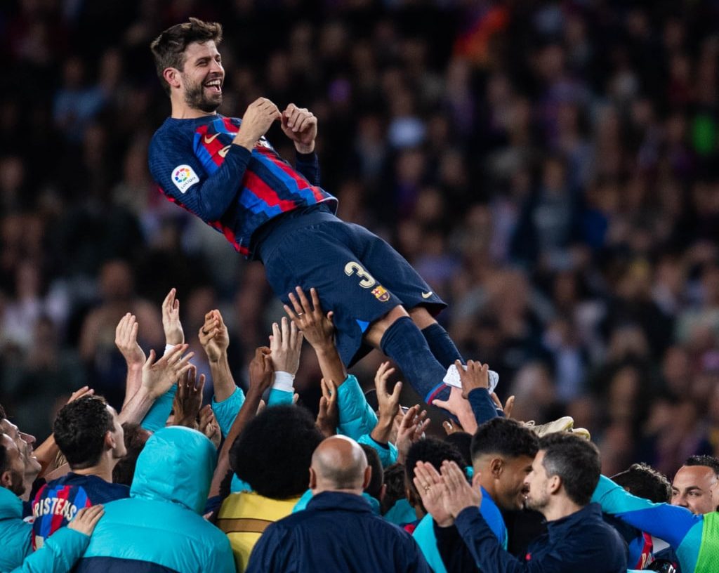 Gerard Piqué jugó su último emotivo partido con el Barcelona