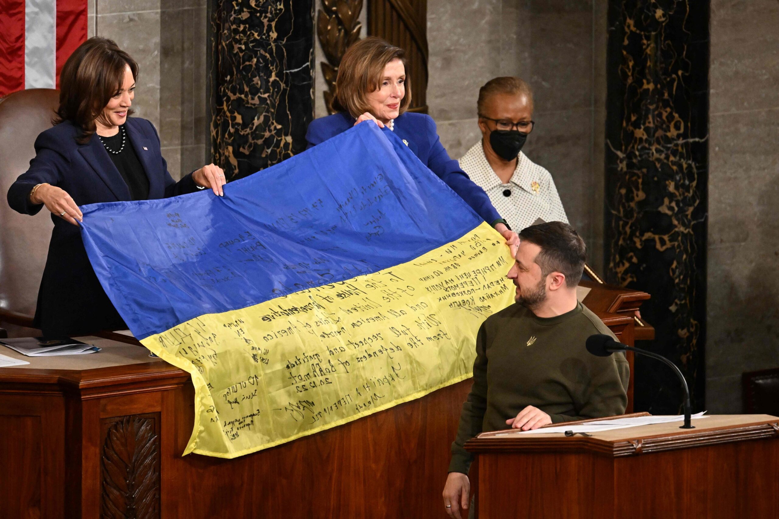 “La ayuda económica a Ucrania no es caridad; es una inversión en la seguridad global”, Zelenski