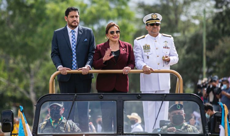 “La patria demanda el mayor sacrificio de sus hijos”: presidenta Castro