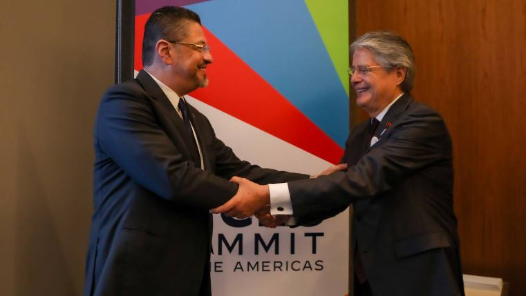 Ecuador y Costa Rica cierran con éxito tratado de libre comercio
