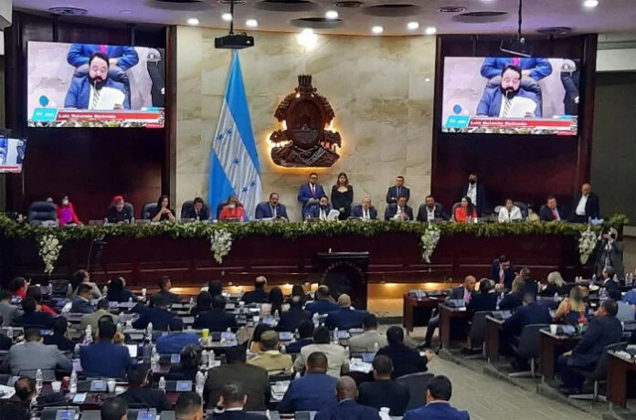 Nuevos magistrados del Supremo hondureño serán electos el 10 de febrero