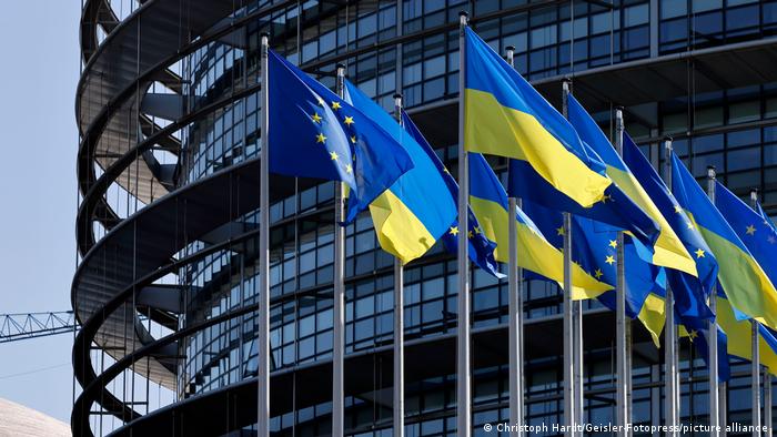 Unión Europea aprueba otros 500 millones de euros para enviar armas a Ucrania