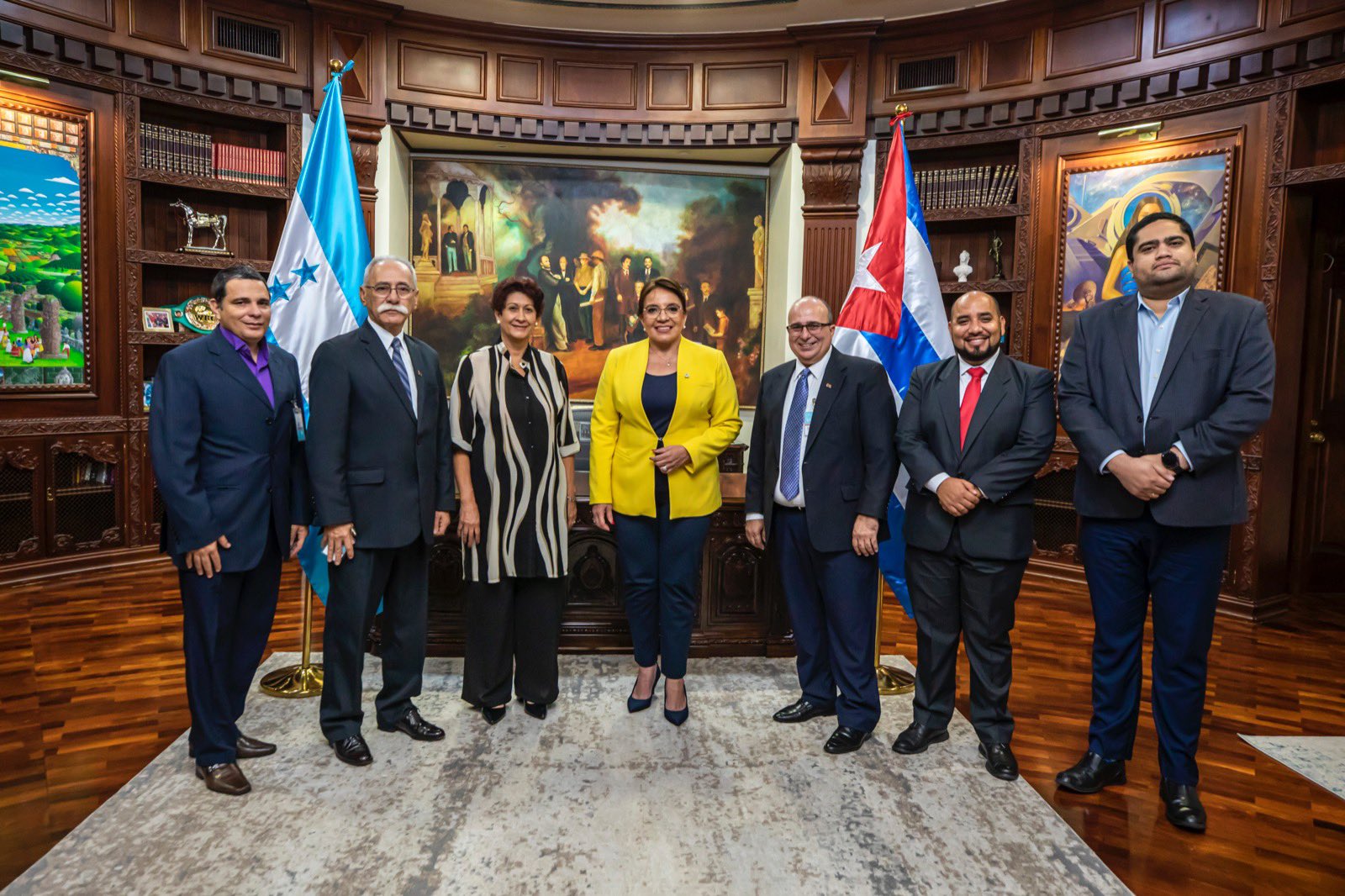 Presidenta Xiomara fortalece vínculos con Cuba en la lucha por la educación