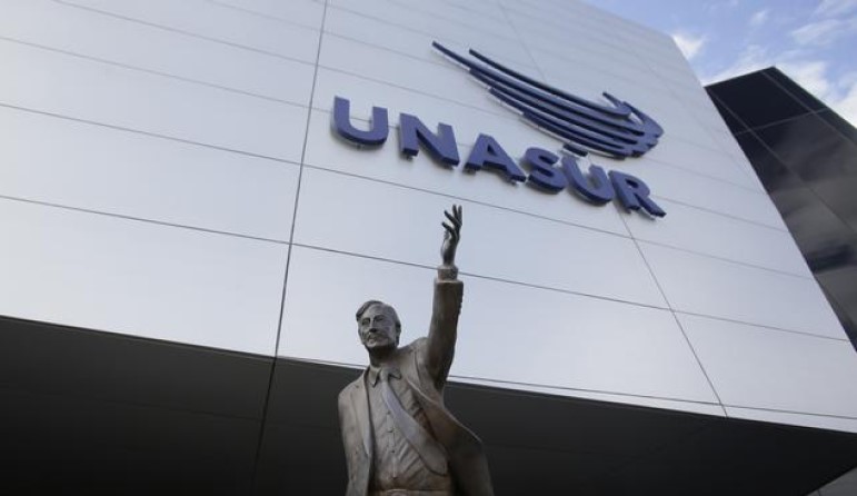 Brasil retorna a UNASUR después de cuatro años de ausencia, fortaleciendo la integración regional.