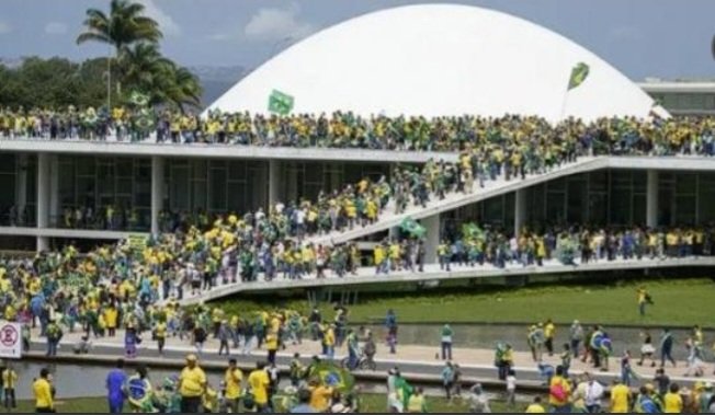 La Corte Suprema de Brasil juzga a cuarto grupo de bolsonaristas por ataque a sede de los tres poderes