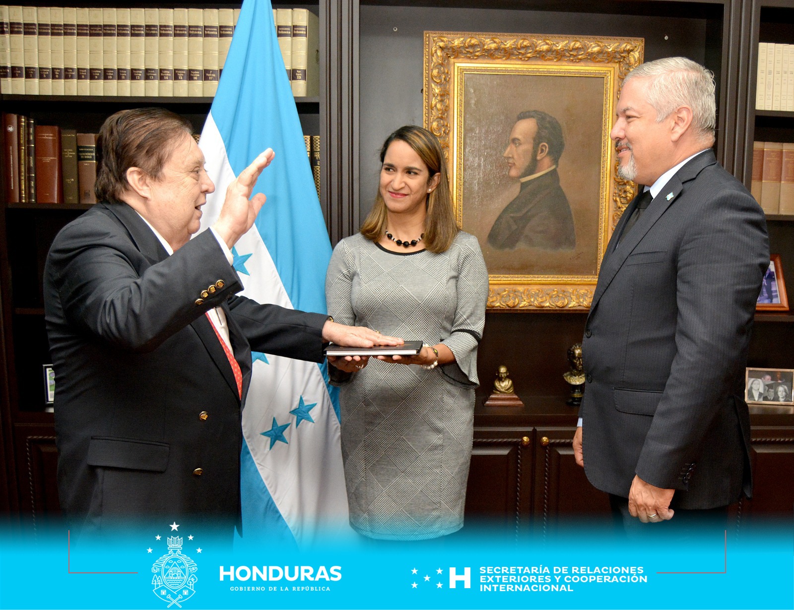 Carlos Orbin Montoya asume como Embajador de Honduras en Costa Rica bajo la juramentación del Canciller Enrique Reina