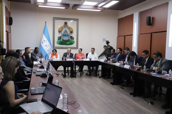 Comisión Especial inicia audiencias públicas sobre Ley de Justicia Tributaria en Honduras