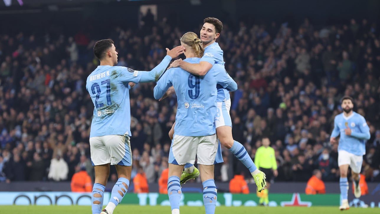 Manchester City avanza sin problemas a cuartos de Champions