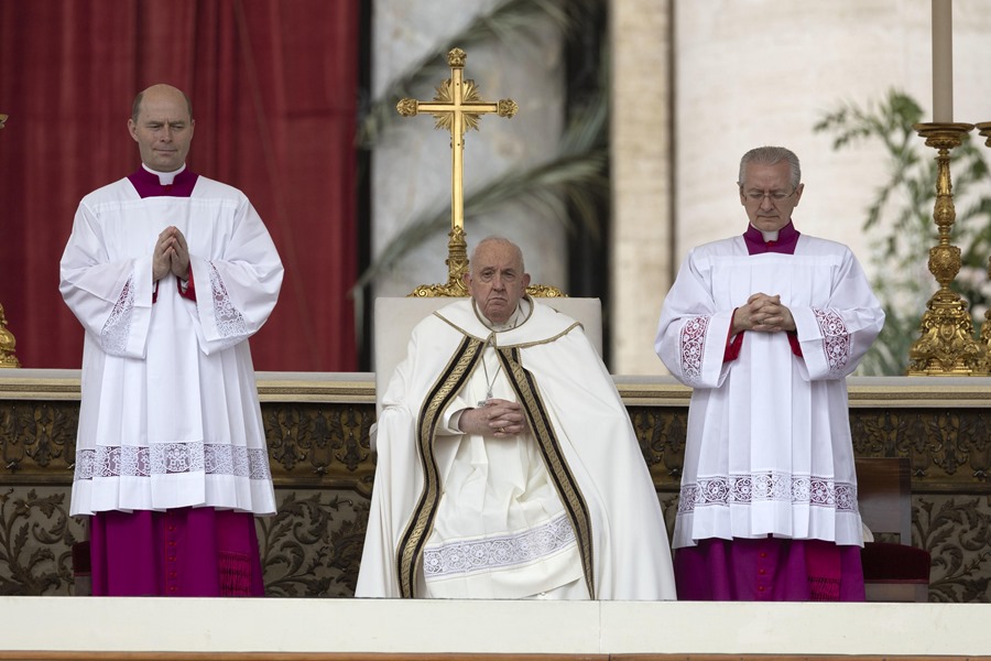 El papa urge al acceso de ayuda a Gaza, la liberación de los rehenes y un intercambio de prisioneros en Ucrania